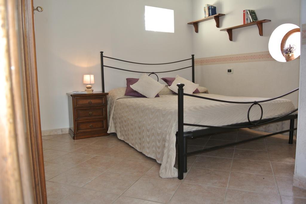 B&B Casa Antonia Trentinara Buitenkant foto