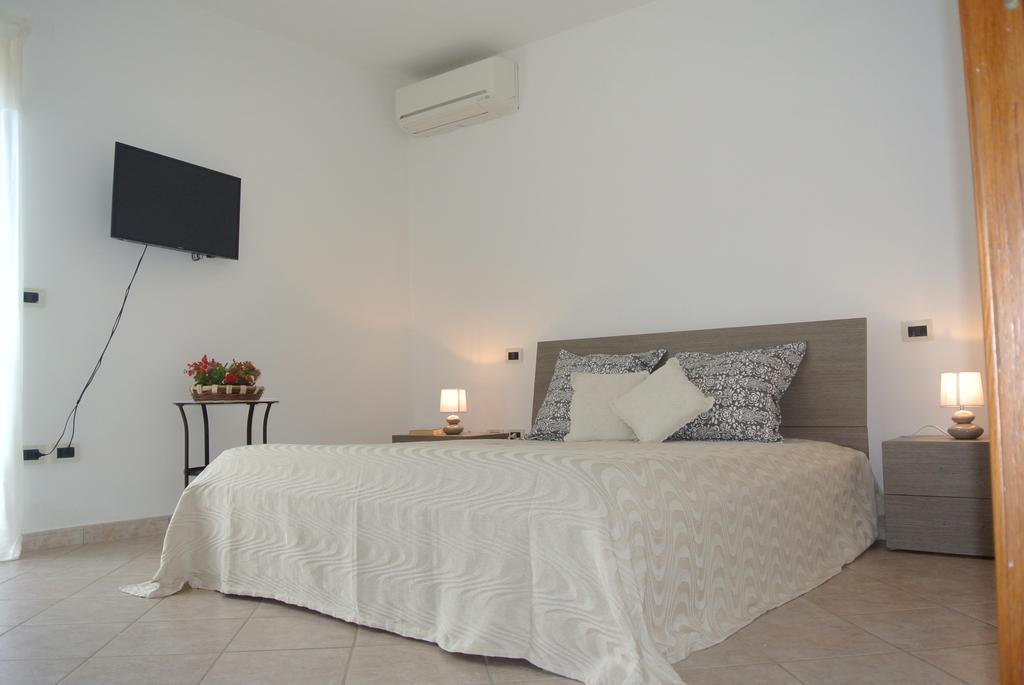 B&B Casa Antonia Trentinara Buitenkant foto