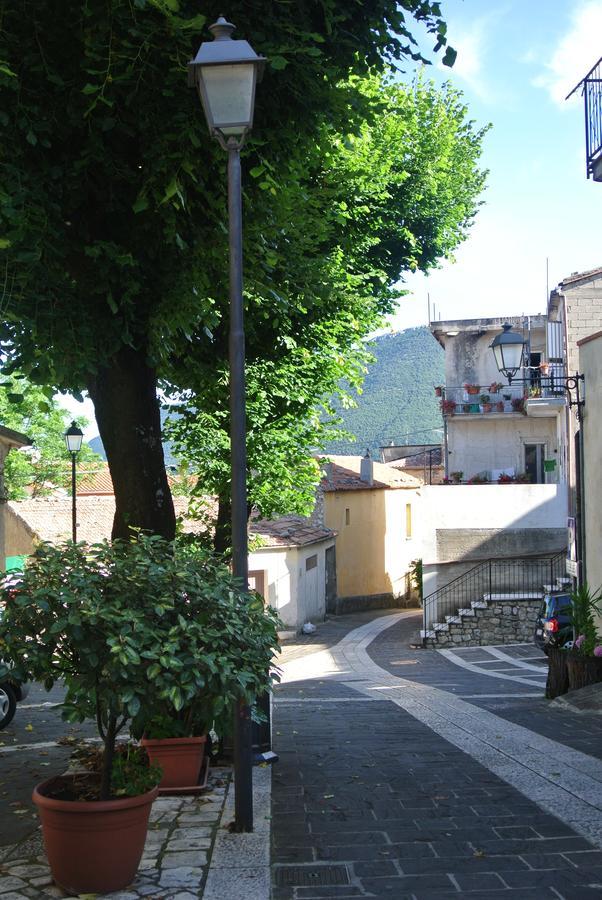 B&B Casa Antonia Trentinara Buitenkant foto